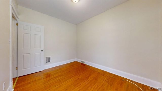 2459 La Salle Avenue, Niagara Falls, NY 14301