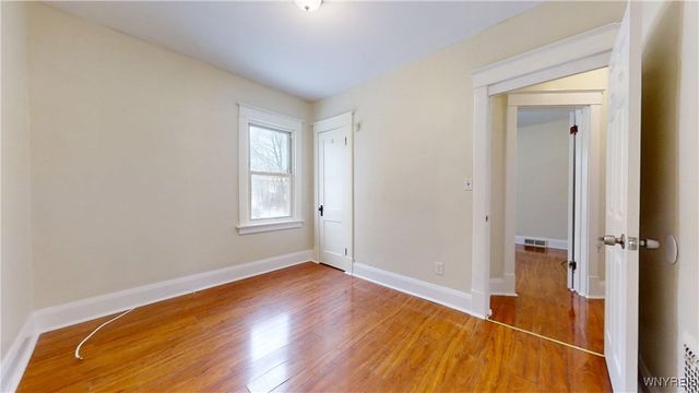 2459 La Salle Avenue, Niagara Falls, NY 14301