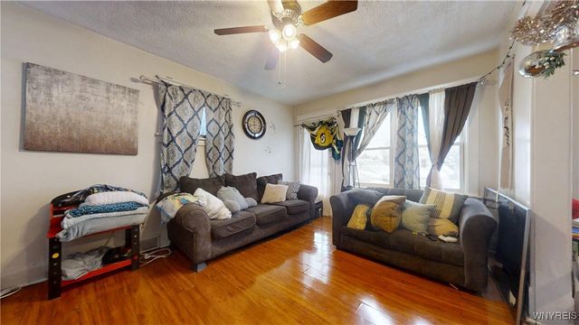 2459 La Salle Avenue, Niagara Falls, NY 14301