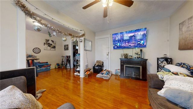 2459 La Salle Avenue, Niagara Falls, NY 14301