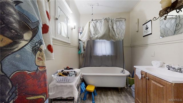 2459 La Salle Avenue, Niagara Falls, NY 14301