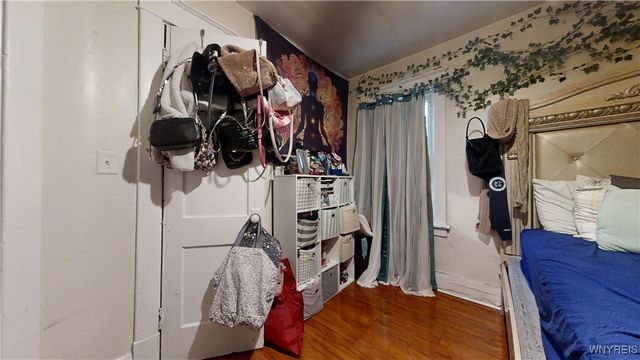 2459 La Salle Avenue, Niagara Falls, NY 14301