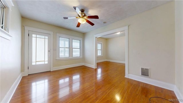 2459 La Salle Avenue, Niagara Falls, NY 14301