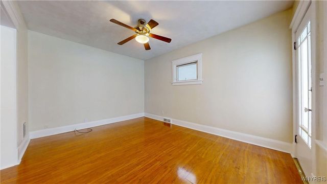 2459 La Salle Avenue, Niagara Falls, NY 14301