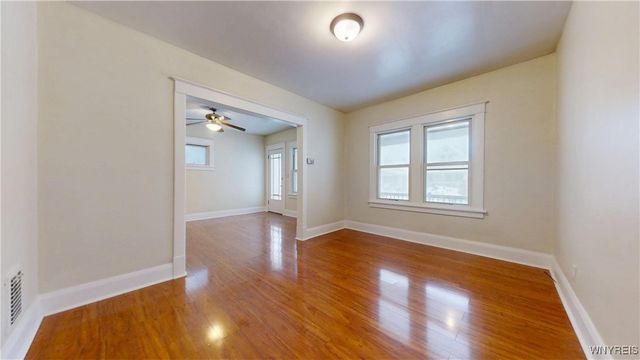 2459 La Salle Avenue, Niagara Falls, NY 14301