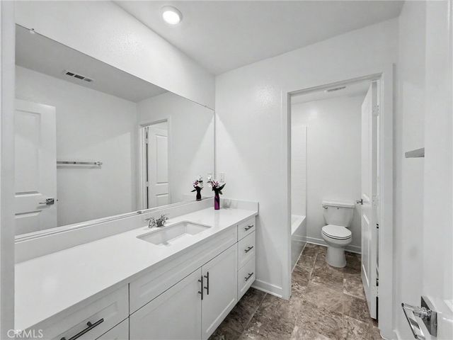 1366 Thunderbolt Lane, Rialto, CA 92376