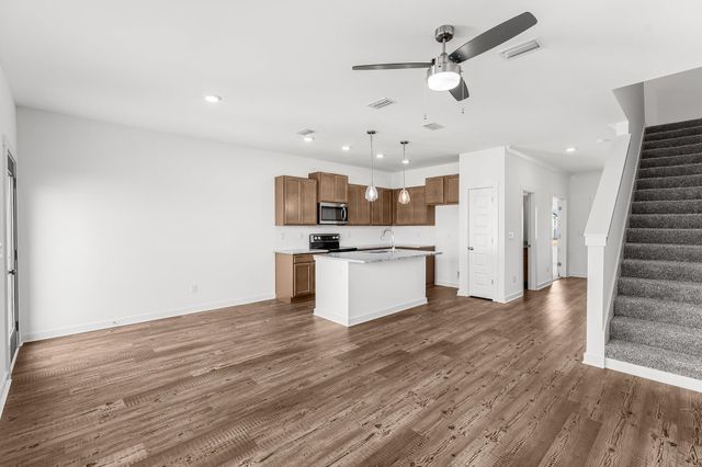 379 Arrowwood Boulevard, Freeport, FL 32439