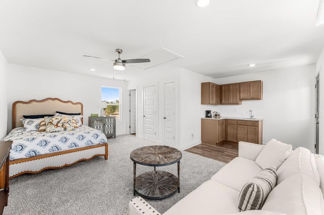 379 Arrowwood Boulevard, Freeport, FL 32439