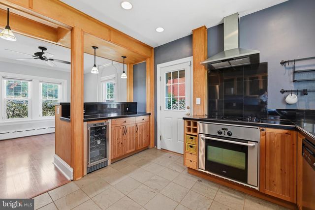 1019 STIRLING ST, Coatesville, PA 19320