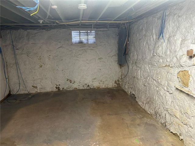 43 S 19th Street, Kansas City, KS 66102