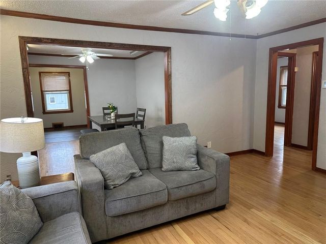 43 S 19th Street, Kansas City, KS 66102