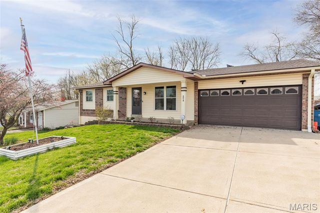 3518 Canterbury Drive, St Charles, MO 63303