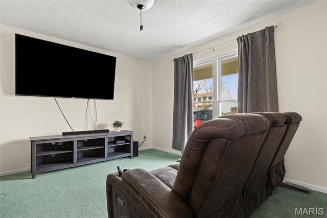 3518 Canterbury Drive, St Charles, MO 63303