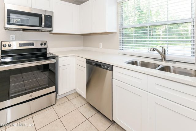 2647 BARRETT Road, Jacksonville, FL 32246