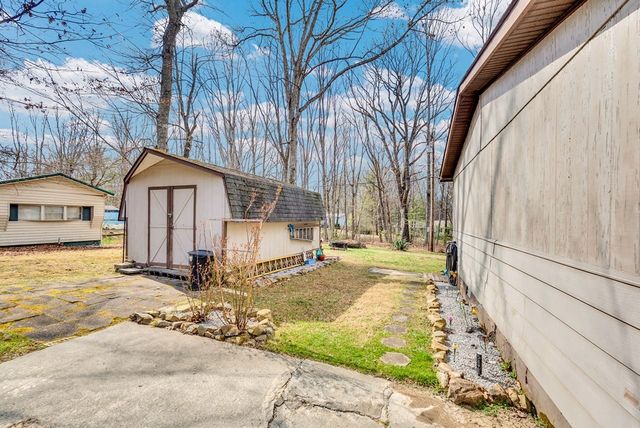 329 Rugby Rd, Crossville, TN 38558