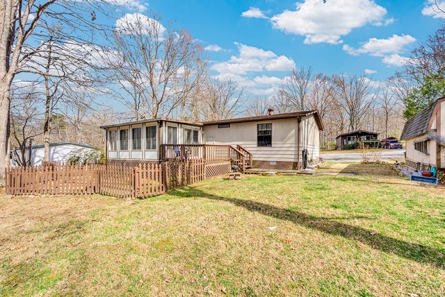 329 Rugby Rd, Crossville, TN 38558