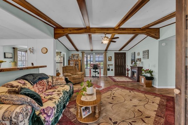 329 Rugby Rd, Crossville, TN 38558