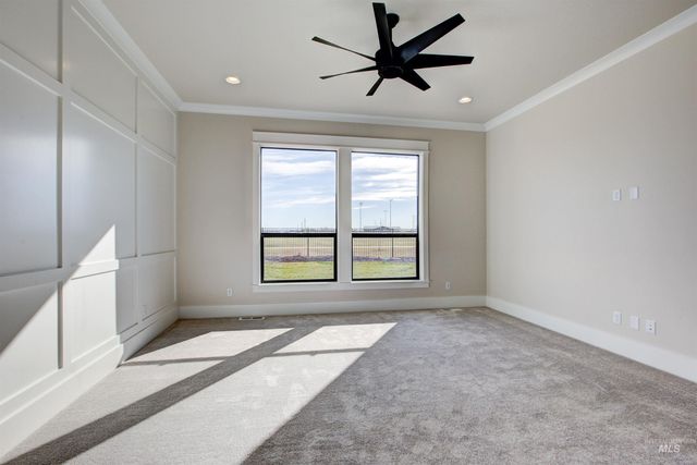 5876 S Pinpoint Way, Meridian, ID 83642