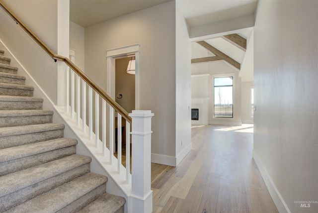 5876 S Pinpoint Way, Meridian, ID 83642