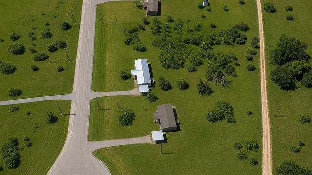 1053 Carnagie Road, Poolville, TX 76487
