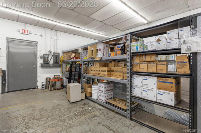18906 Dix Road, Melvindale, MI 48122