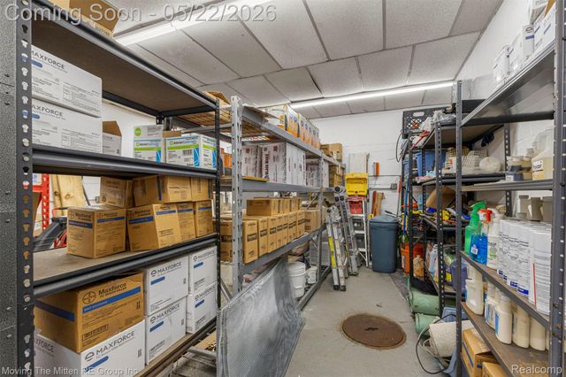 18906 Dix Road, Melvindale, MI 48122