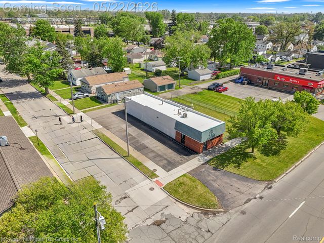 18906 Dix Road, Melvindale, MI 48122