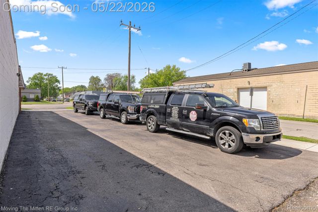 18906 Dix Road, Melvindale, MI 48122
