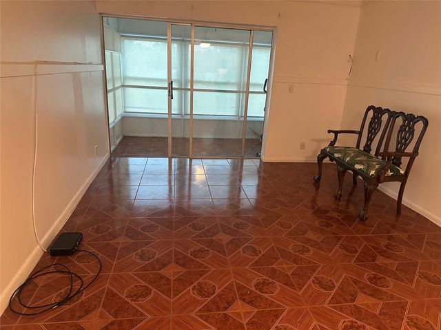 3090 NW 46th Avenue 212C, Lauderdale Lakes, FL 33313