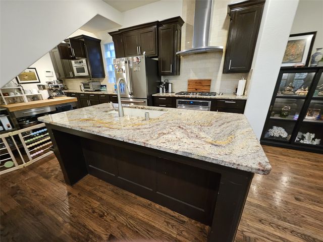 6301 Exeter Avenue, Mckinney, TX 75070