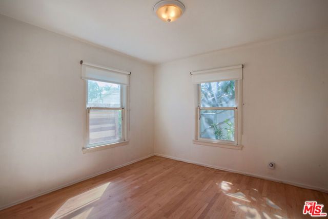 1548 Cabrillo Avenue, Los Angeles, CA 90291