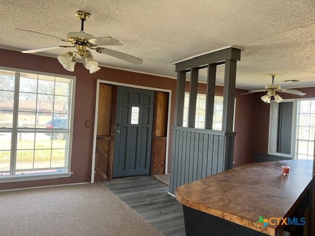 407 Bois D' Arc, Edna, TX 77957