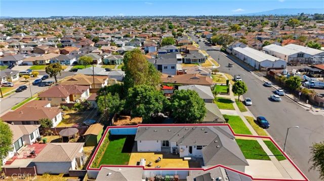 2018 N Parmelee, Compton, CA 90222