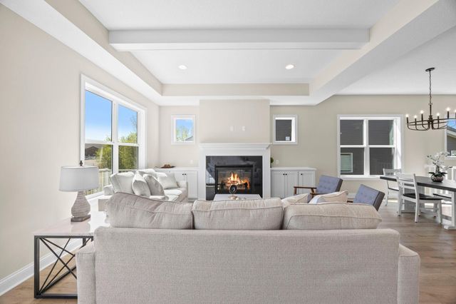 7082 Weston Lane N, Maple Grove, MN 55311