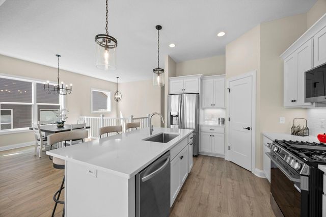 7082 Weston Lane N, Maple Grove, MN 55311