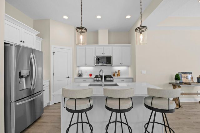 7082 Weston Lane N, Maple Grove, MN 55311