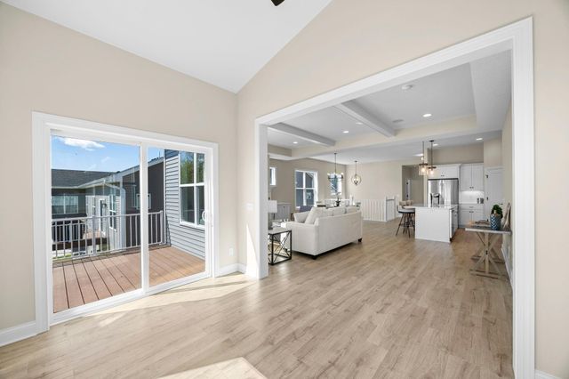 7082 Weston Lane N, Maple Grove, MN 55311