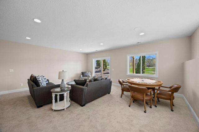 7082 Weston Lane N, Maple Grove, MN 55311