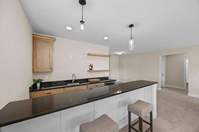 7082 Weston Lane N, Maple Grove, MN 55311