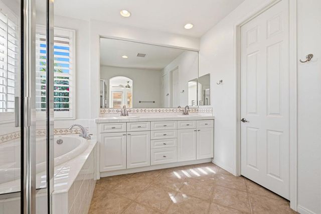 196 Via San Lucia, Rancho Mirage, CA 92270