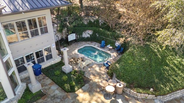 6000 Shepherd Mountain CV 309, Austin, TX 78730