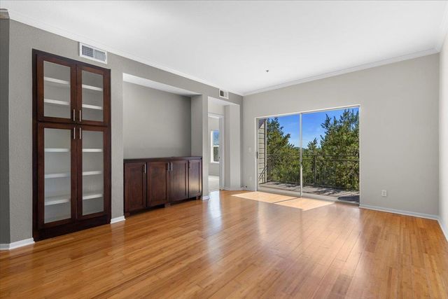 6000 Shepherd Mountain CV 309, Austin, TX 78730