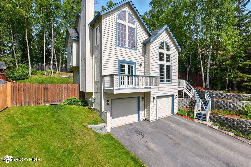 3141 Chesapeake Circle, Anchorage, AK 99516