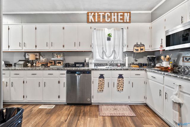 18891 Bill Black Road, Athens, AL 35614