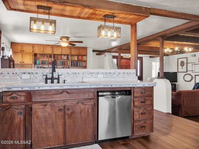 500 S Foundation Five Road, Benson, AZ 85602