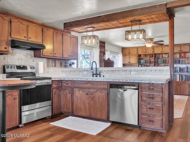 500 S Foundation Five Road, Benson, AZ 85602