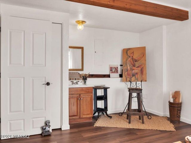 500 S Foundation Five Road, Benson, AZ 85602
