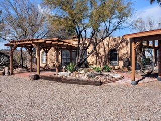 500 S Foundation Five Road, Benson, AZ 85602