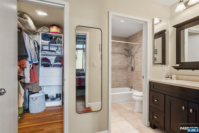 518-536 Gregory Avenue C301, Weehawken, NJ 07086