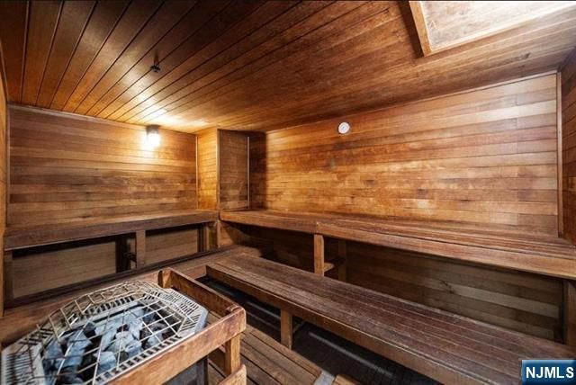 518-536 Gregory Avenue C301, Weehawken, NJ 07086